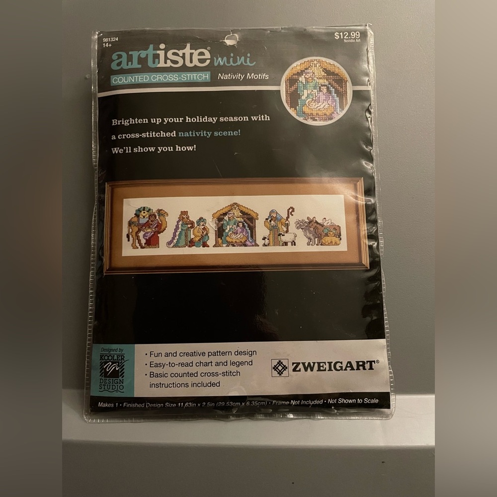 Zweigart Artiste Mini 'Nativity Motifs' Counted Cross Stitch Kit #981324